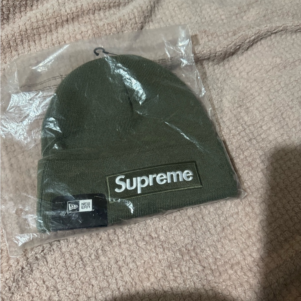 Supreme New Era Box Logo Beanie (FW25) Light Olive